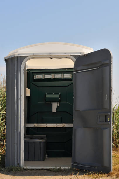 Best Luxury portable toilet rental  in Clinton, LA